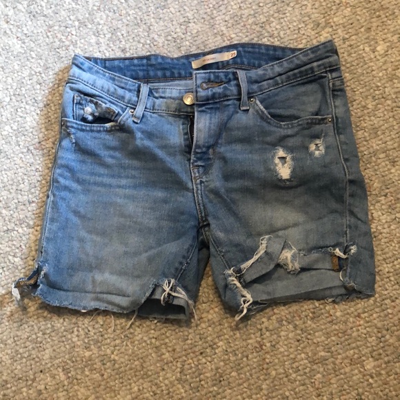 Levi’s jean shorts - Picture 1 of 2